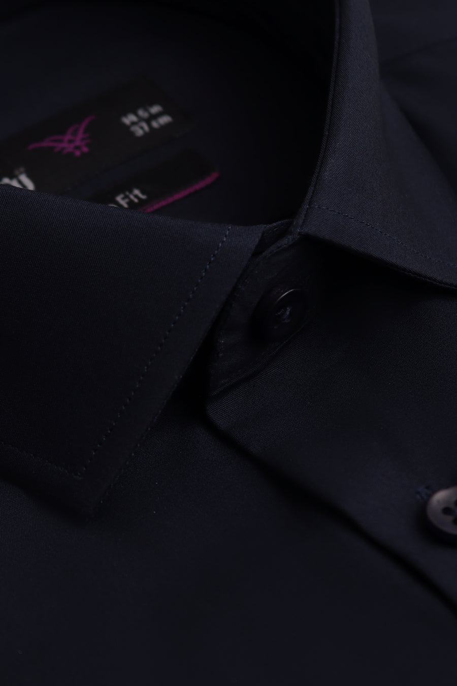 Black Slim Fit Dress Shirt – Soft Luxury Finish